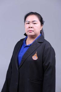 พนักงานเกษตรพื้นฐาน น.ส.อำไพ