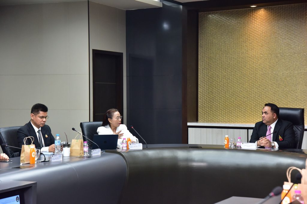 ภาพการศึกษาดูงานด้าน การประเมินคุณธรรมและความโปร่งใสในการดำเนินงานของหน่วยงานภาครัฐ (Integrity and Transparency Assessment : ITA) ณ มหาวิทยาลัยราชภัฏสวนสุนันทา กรุงเทพมหานคร