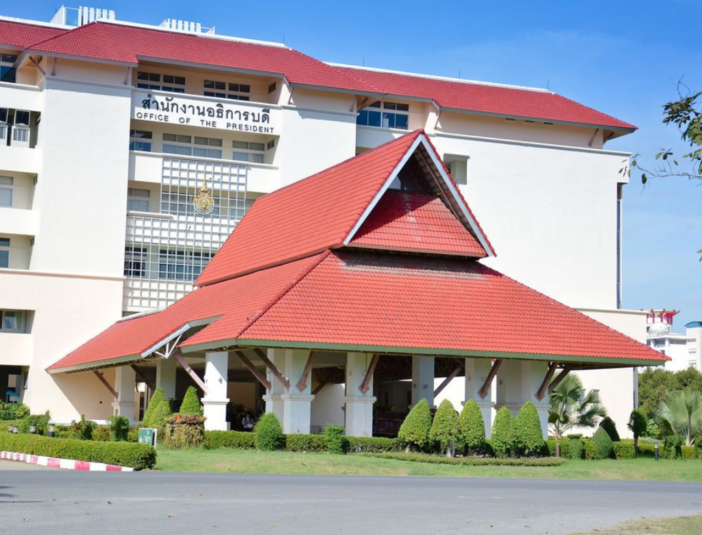 contact-กองกลาง