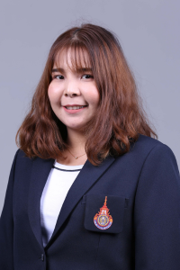 นางสาวขวัญใจ ไม้สูง